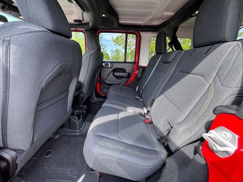 Used 2024 Jeep Wrangler Unlimited Sport AWD/4WD image 27