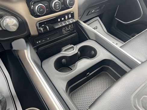 Used 2019 RAM 1500 Laramie image 28