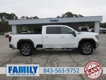 New 2026 GMC Sierra 2500 SLT w/ SLT Premium Package