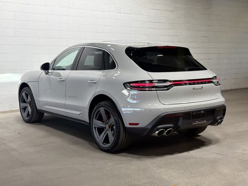 Used 2026 Porsche Macan S AWD/4WD image 3