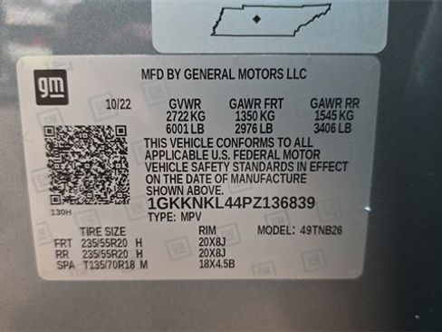 Used 2023 GMC Acadia SLE w/ Driver Convenience Package image 28