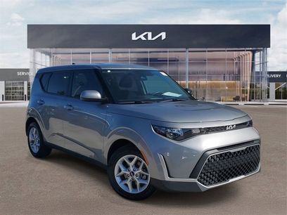 Certified 2023 Kia Soul LX w/ LX Technology Package