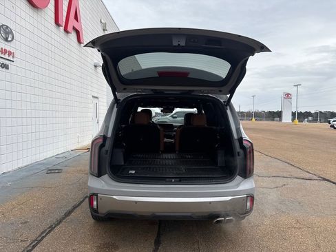 Used 2023 Kia Telluride EX X-Line image 31