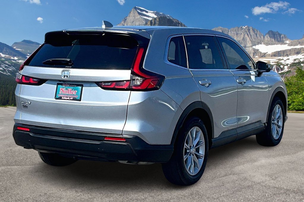Used 2023 Honda CR-V EX image 2