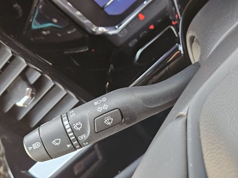 Certified 2025 Chevrolet Silverado 1500 LT AWD/4WD image 28