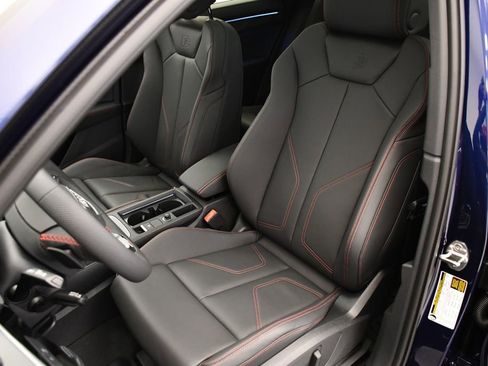 New 2025 Audi Q3 2.0T Premium Plus image 40