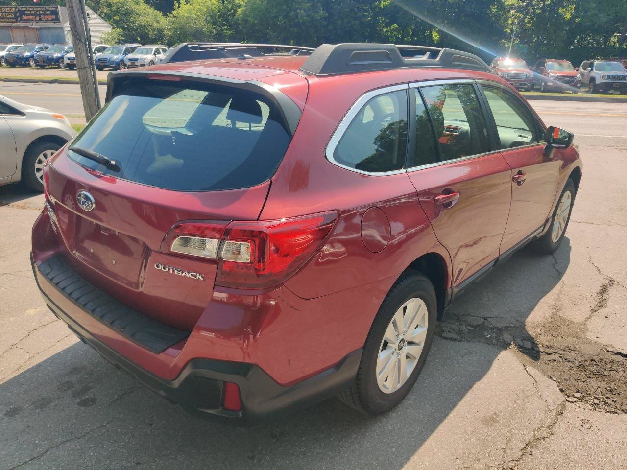 Used 2019 Subaru Outback 2.5i AWD/4WD image 6