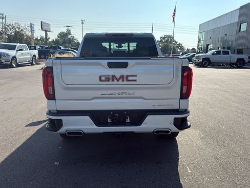 Used 2019 GMC Sierra 1500 Denali w/ Denali Ultimate Package AWD/4WD image 4