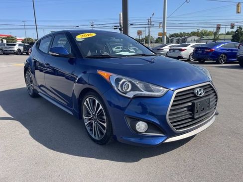 Used 2016 Hyundai Veloster Turbo w/ Option Group 04 FWD image 7