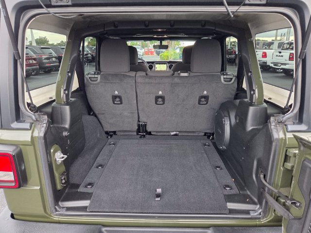 Certified 2023 Jeep Wrangler Unlimited Sport AWD/4WD image 17