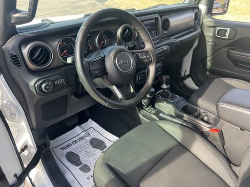 Used 2019 Jeep Wrangler Unlimited Sport S image 15