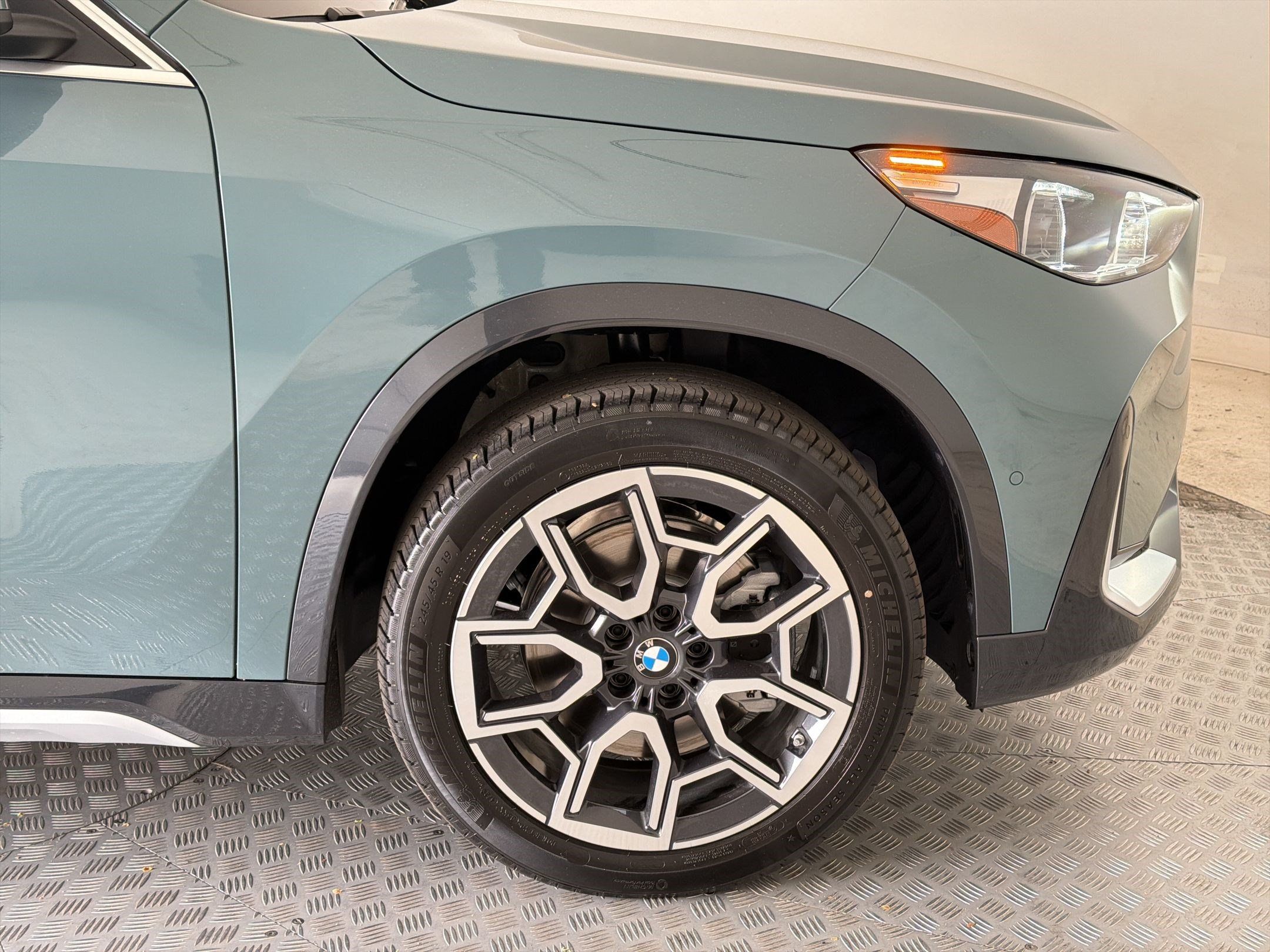 New 2026 BMW X1 xDrive28i w/ Technology Package AWD/4WD image 12