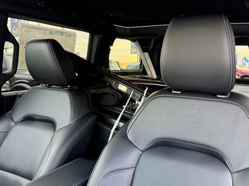 New 2025 Ford Bronco Badlands image 14