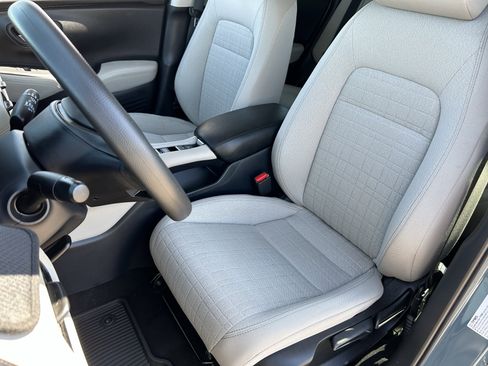 Used 2024 Honda HR-V LX image 19