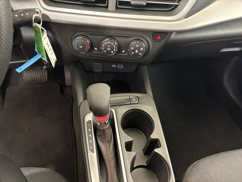 Used 2024 Chevrolet Trax RS image 21
