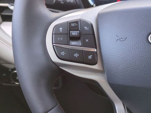 New 2026 Ford Explorer Active w/ Active Comfort Package image 25