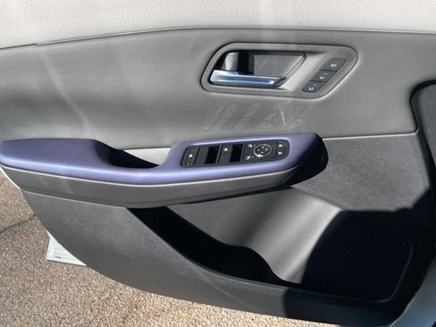 New 2026 Nissan Leaf Platinum+ image 14