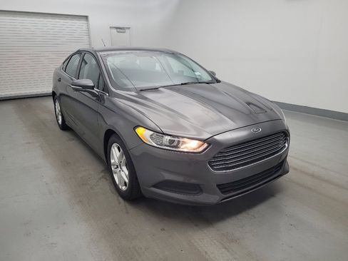 Used 2015 Ford Fusion SE FWD image 13