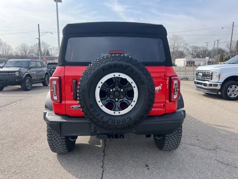 Certified 2023 Ford Bronco Badlands w/ Sasquatch Package image 5