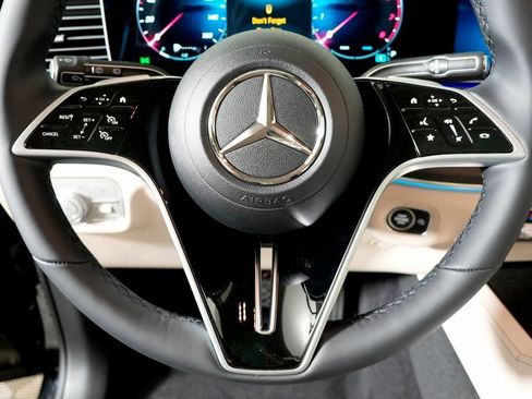 Certified 2026 Mercedes-Benz GLE 450 4MATIC image 18