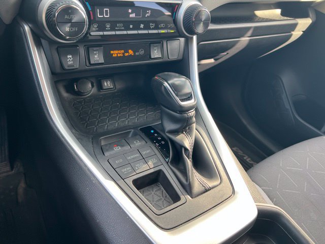 Used 2019 Toyota RAV4 XLE w/ Convenience Package AWD/4WD image 19