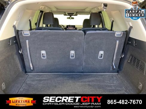 Used 2024 Nissan Pathfinder SV w/ SV Premium Package AWD/4WD image 27