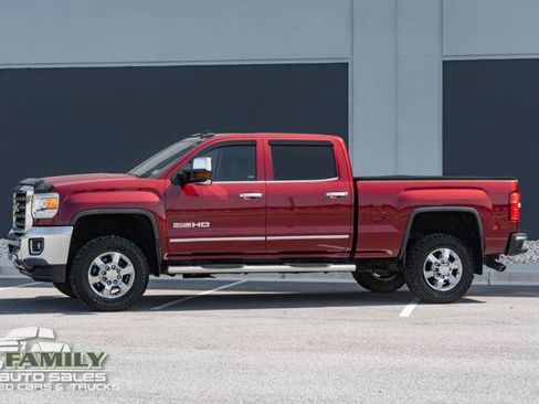 Used 2015 GMC Sierra 2500 SLE w/ All-Terrain HD Package AWD/4WD image 3