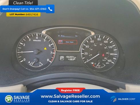 Used 2014 Nissan Pathfinder SL w/ Trailer Tow Package FWD image 12