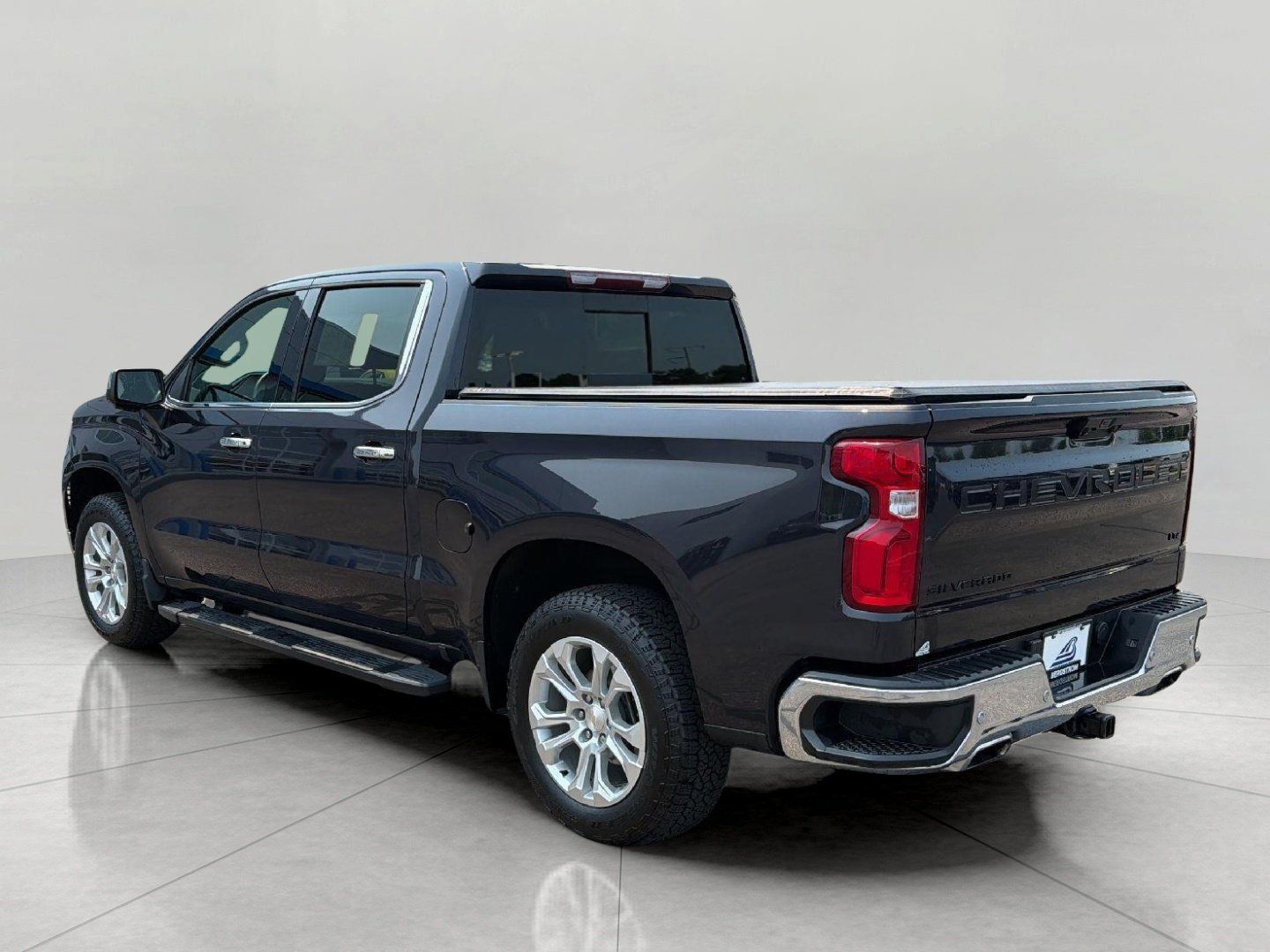 Used 2023 Chevrolet Silverado 1500 LTZ AWD/4WD image 33