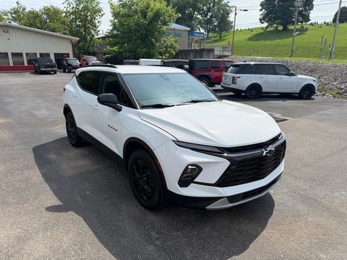 Used 2023 Chevrolet Blazer LT w/ Convenience Package FWD image 7