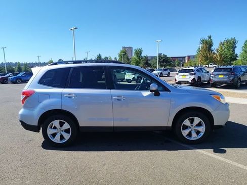 Used 2016 Subaru Forester 2.5i Limited w/ Popular Package #2 AWD/4WD image 2