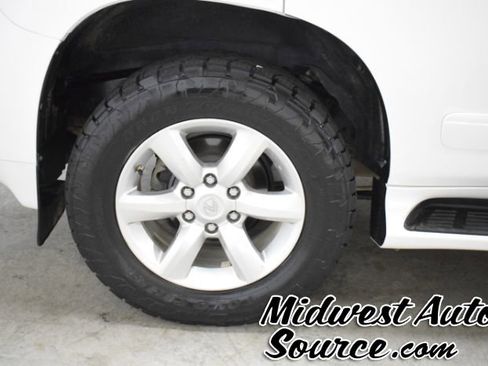 Used 2013 Lexus GX 460 w/ Comfort Plus Pkg AWD/4WD image 9