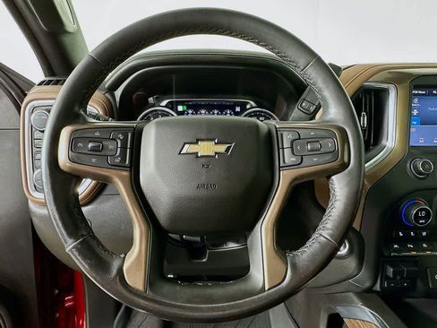 Used 2021 Chevrolet Silverado 1500 High Country w/ Technology Package image 16