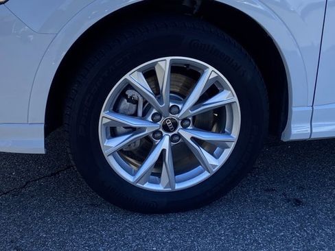 Certified 2023 Audi Q3 2.0T Premium Plus w/ Premium Plus Package image 9