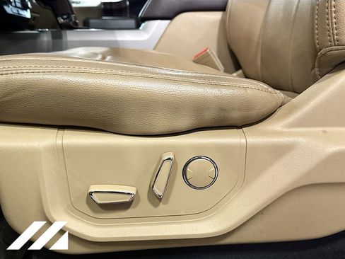 Used 2018 Ford F150 Lariat w/ Equipment Group 502A Luxury AWD/4WD image 22