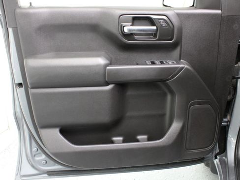 Used 2020 Chevrolet Silverado 1500 Custom w/ Custom Value Package image 35