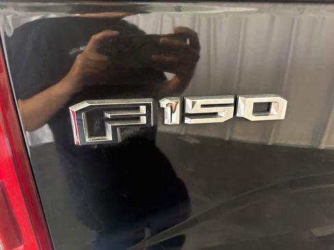 Used 2015 Ford F150 Lariat w/ Equipment Group 502A Luxury image 15