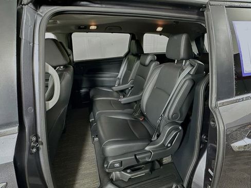 Used 2023 Honda Odyssey EX-L image 26