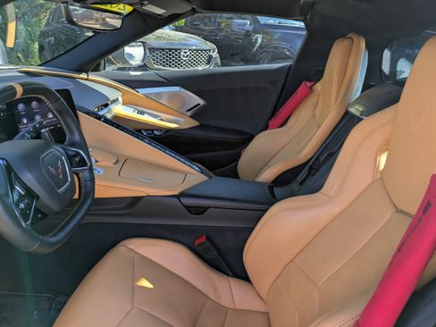 Used 2021 Chevrolet Corvette Stingray Preferred Cpe w/ Battery Protection Package image 17