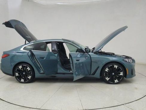 Used 2025 BMW 430i w/ Premium Package image 75