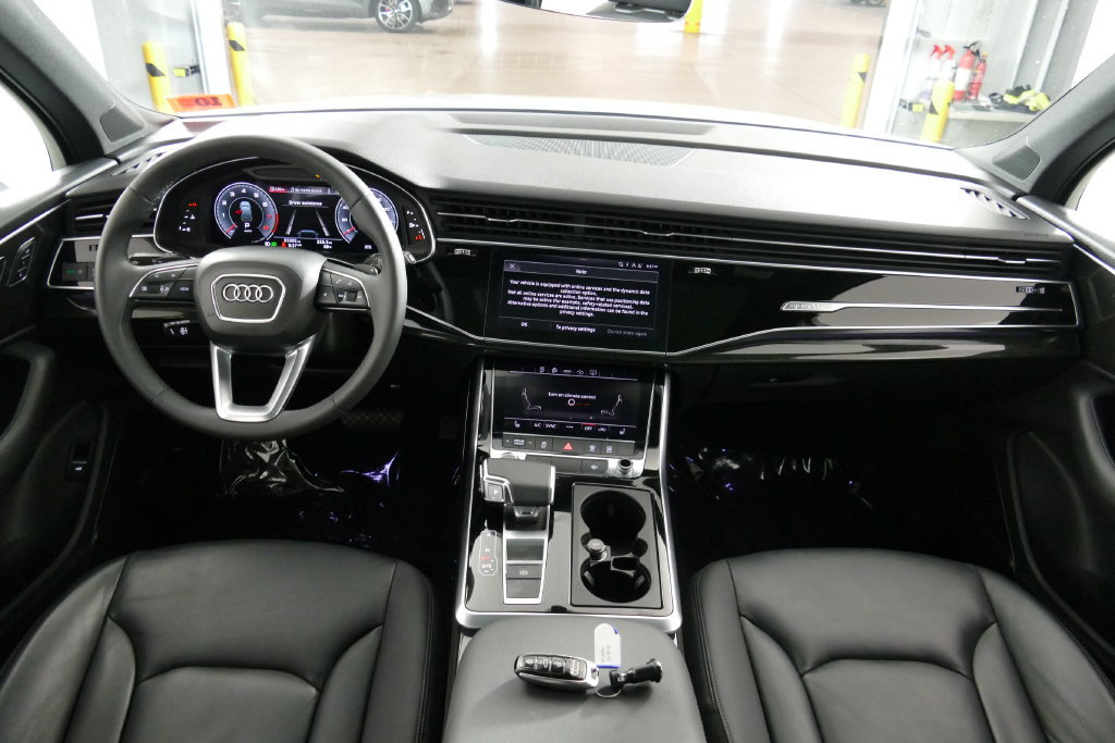 Used 2021 Audi Q7 2.0T Premium Plus AWD/4WD image 25