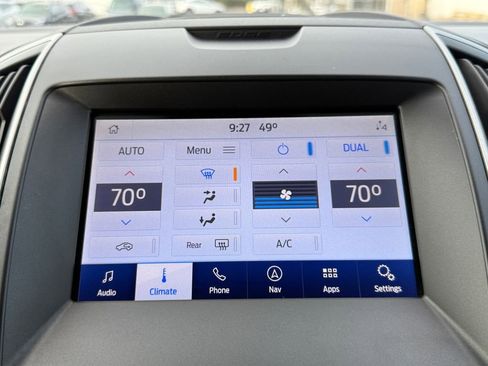 Used 2020 Ford Edge SEL w/ Convenience Package image 17