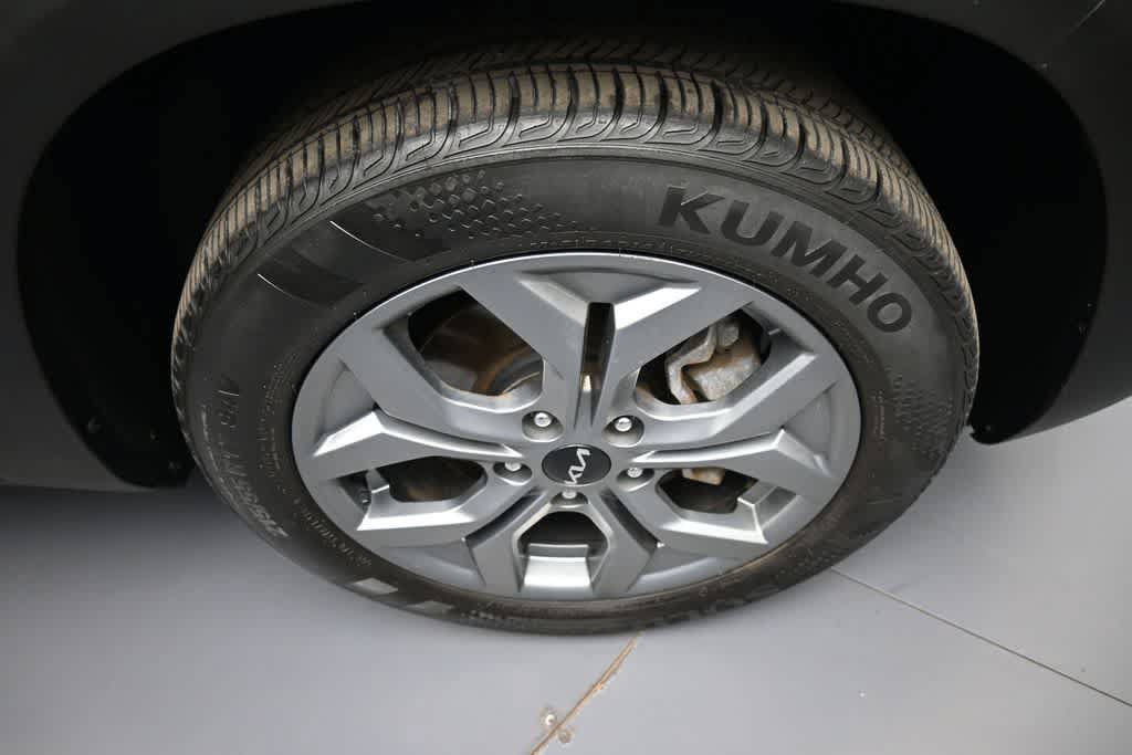 Certified 2024 Kia Seltos S AWD/4WD image 12