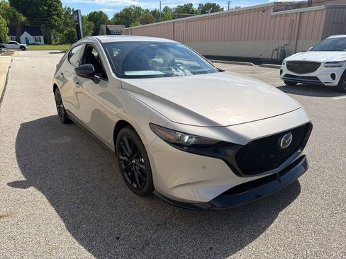 New 2026 MAZDA MAZDA3 Hatchback w/Premium Plus Pkg AWD/4WD image 10