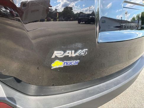 Used 2013 Toyota RAV4 LE AWD/4WD image 27