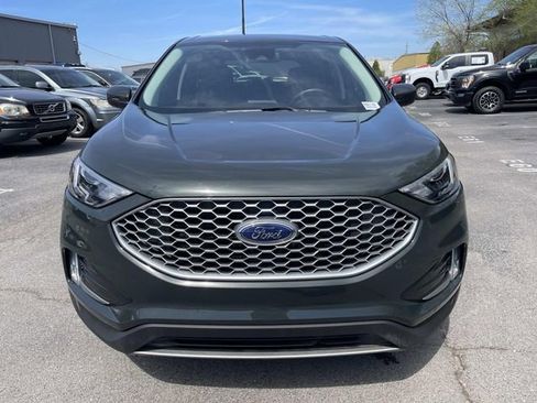 Used 2024 Ford Edge SEL w/ Convenience Package image 8