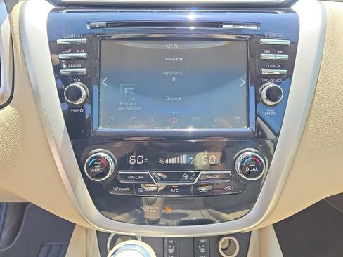 Used 2017 Nissan Murano S AWD/4WD image 21