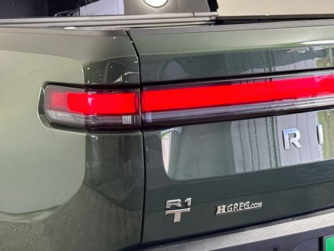 Used 2024 Rivian R1T Adventure Dual AWD/4WD image 35