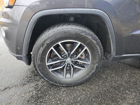 Used 2017 Jeep Grand Cherokee Trailhawk w/ Trailhawk Luxury Group image 27