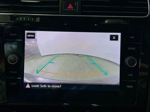 Used 2018 Volkswagen GTI SE w/ SE Leather Package image 14